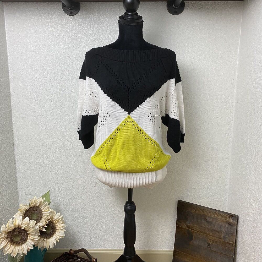 Colorblock Knit Sweater - 3/4 Sleeve - Boat Neck